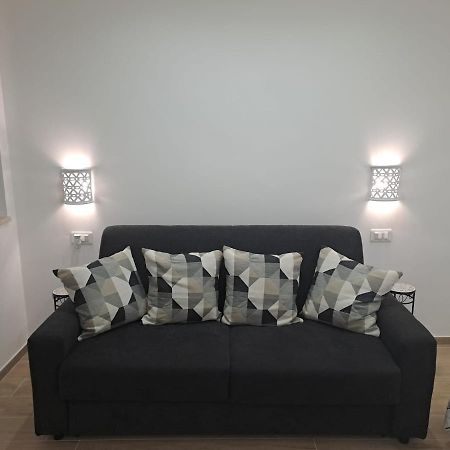Casa Mazzini 110 Apartment โมโนโปลี ภายนอก รูปภาพ