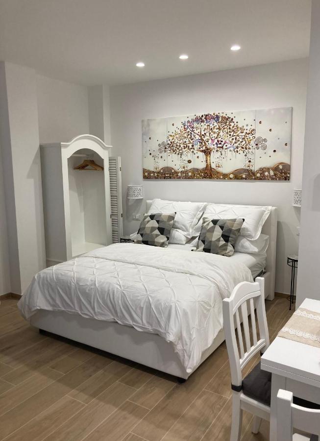 Casa Mazzini 110 Apartment โมโนโปลี ภายนอก รูปภาพ